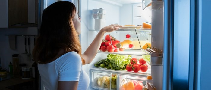 The-Right-Way-To-Clean-Your-Refrigerator-Localxr